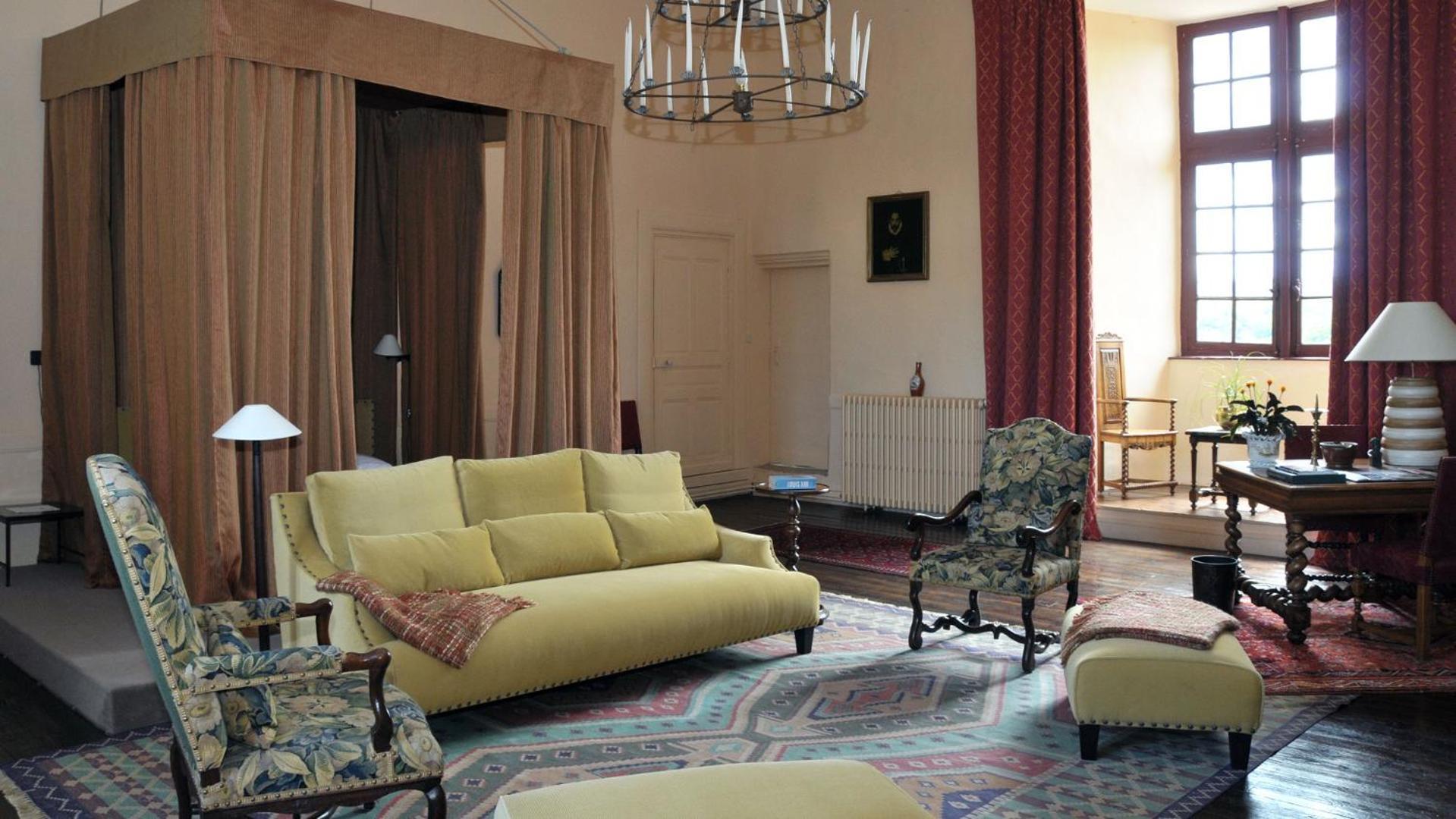 Chateau Royal De Saint-Saturnin Ngoại thất bức ảnh