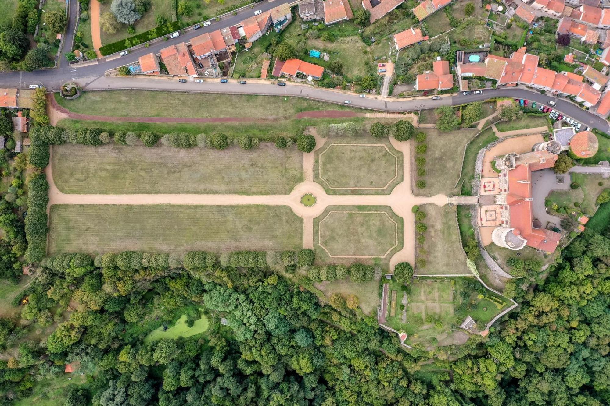 Chateau Royal De Saint-Saturnin Ngoại thất bức ảnh